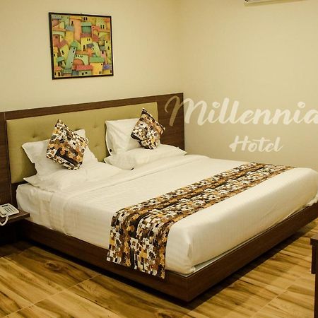 Millennials Hotel Bangalore Eksteriør billede